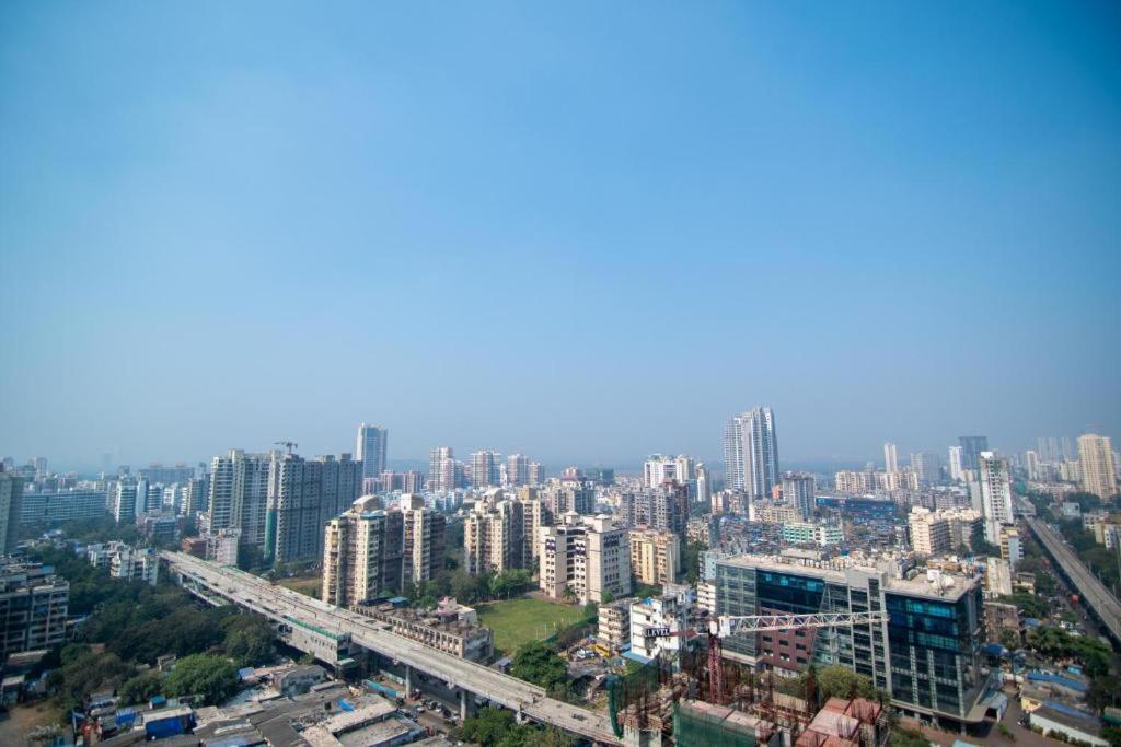 Hotel Crystal Park Near Nesco Exhibition Center Mumbai Bagian luar foto
