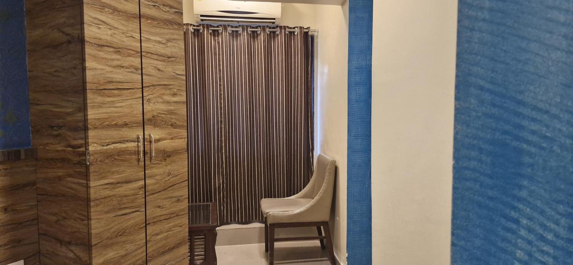 Hotel Crystal Park Near Nesco Exhibition Center Mumbai Bagian luar foto